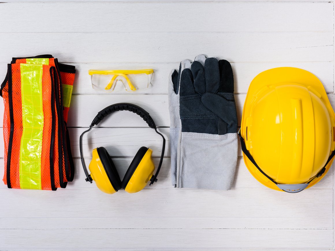 Как выбрать надежного партнера по аренде спецодежды