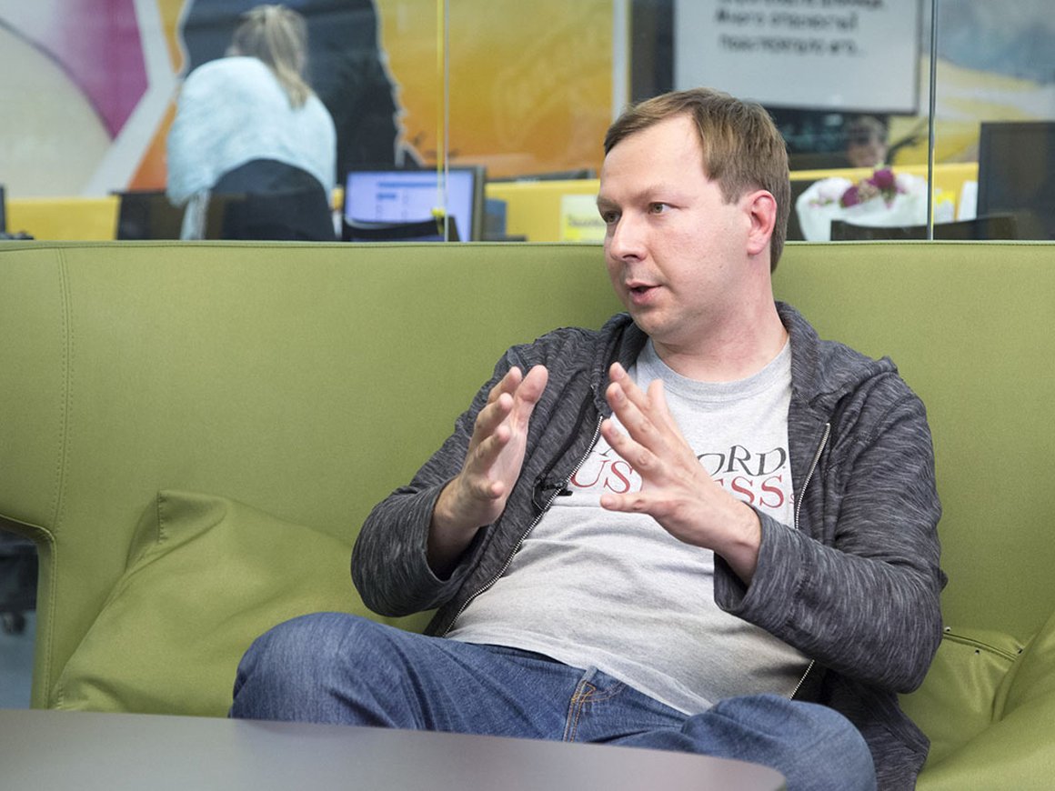 Дмитрий Гришин выставил на продажу более половины своей доли в Mail.Ru Group