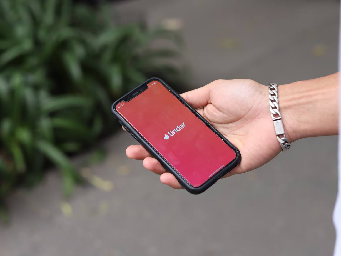 Tinder с февраля 2024 года прекратит работу в Беларуси