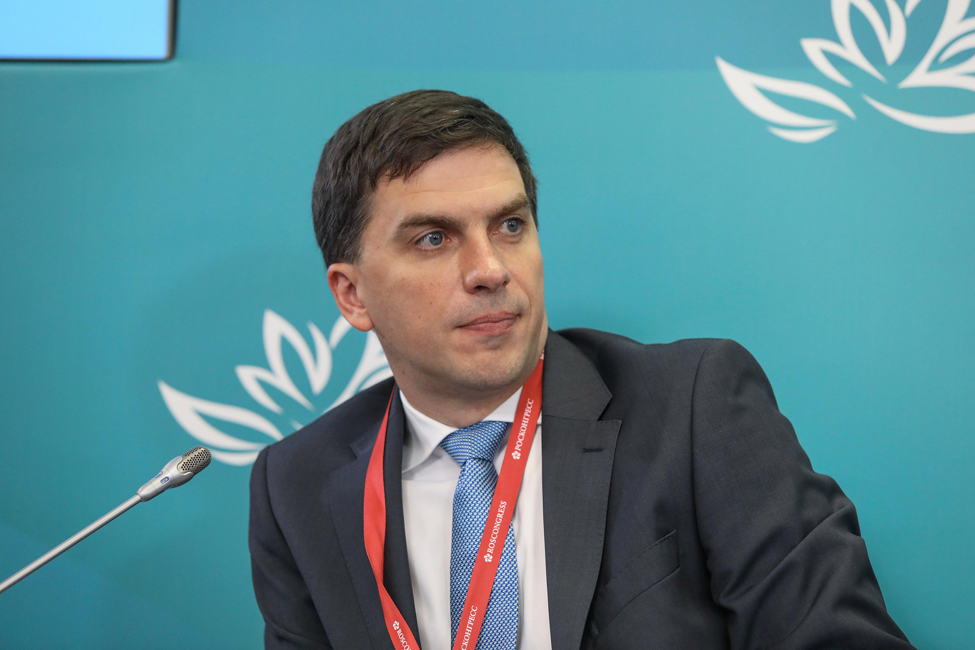 Гендиректор «Глории Джинс» Максим Басов стал «ипэшником»