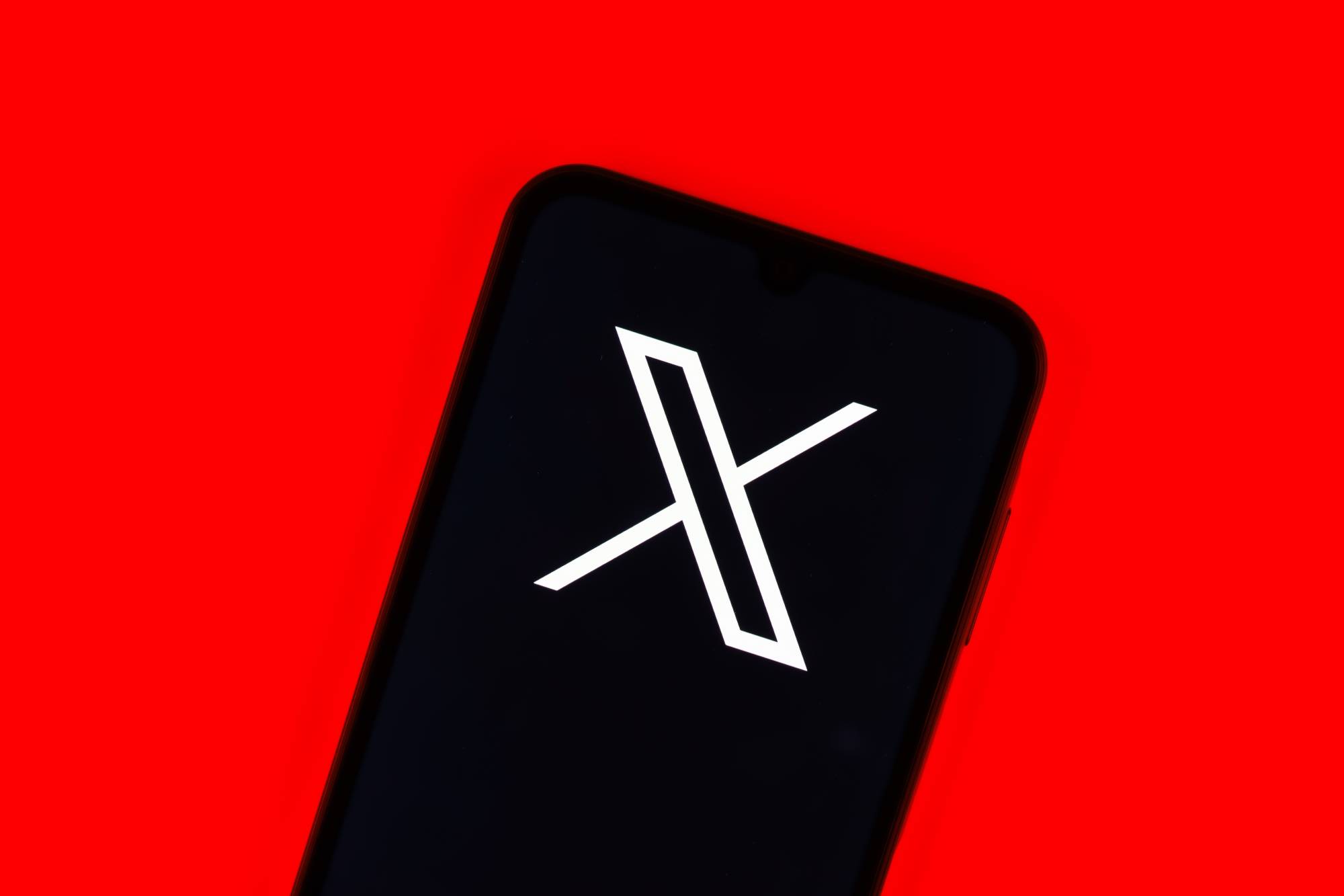 Илон Маск заявил о кибератаке на X с IP-адресов Украины