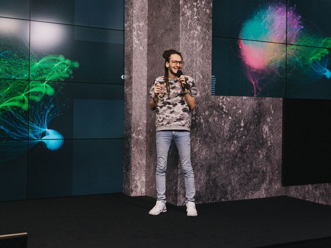 Артур Хачуян (SocialDataHub) – об анализе данных для выявления лидеров мнений на Big Data Conference