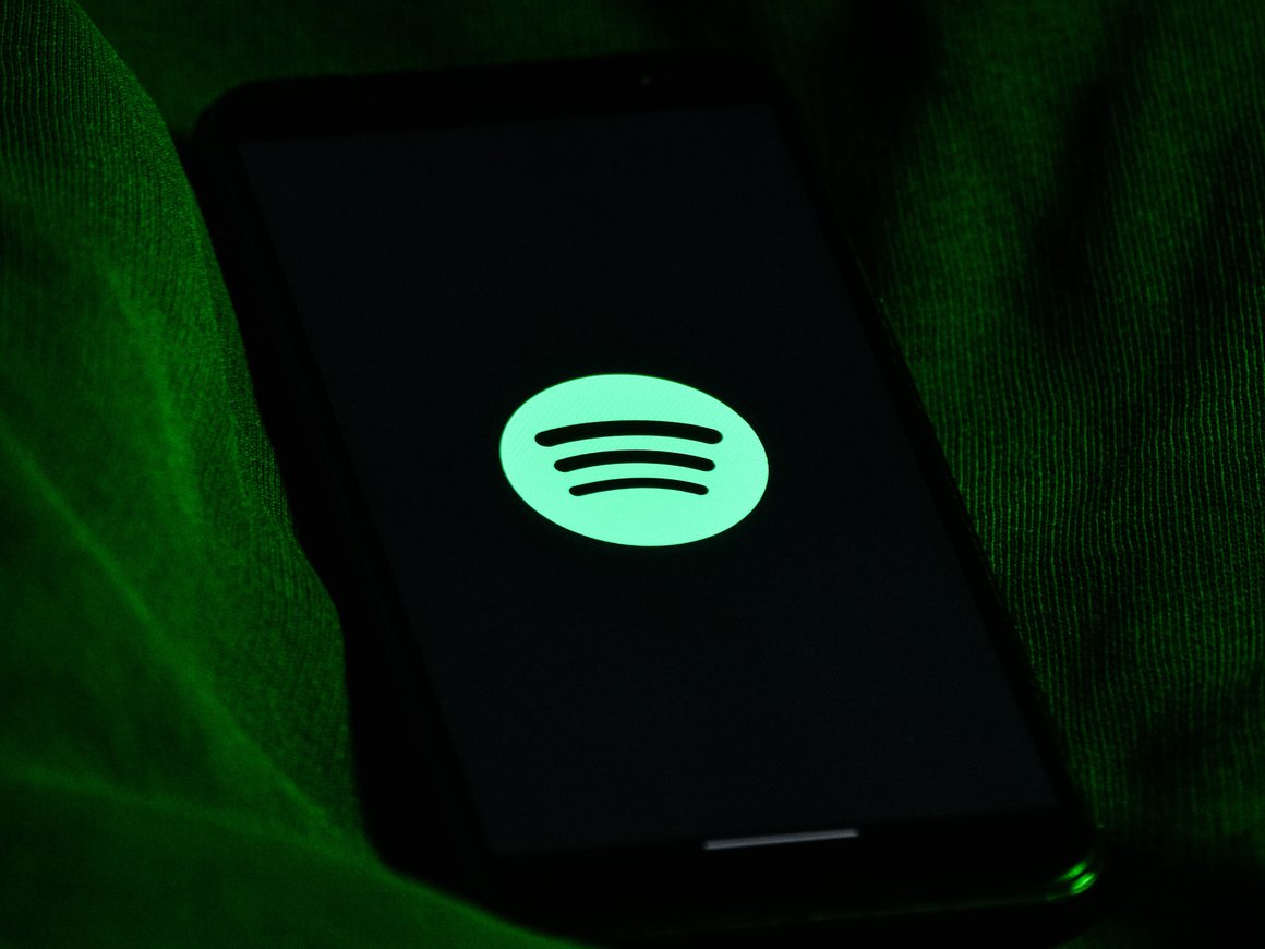 Spotify открыла представительство в России по закону о «приземлении»