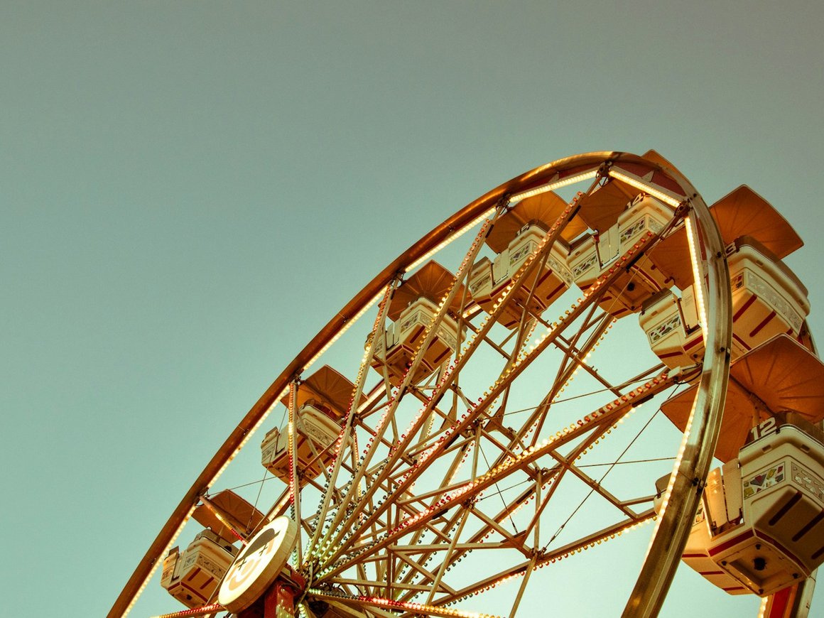 В РФ предложили ограничить время переработок, за полгода в сеть утекло 140 млн номеров россиян: главное 29 июля