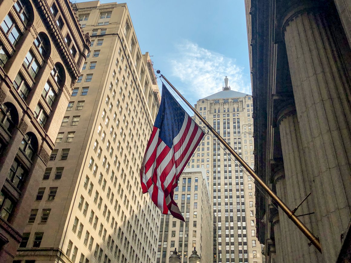 NYT: в США готовят запрет на ввоз смартфонов и ноутбуков в Россию