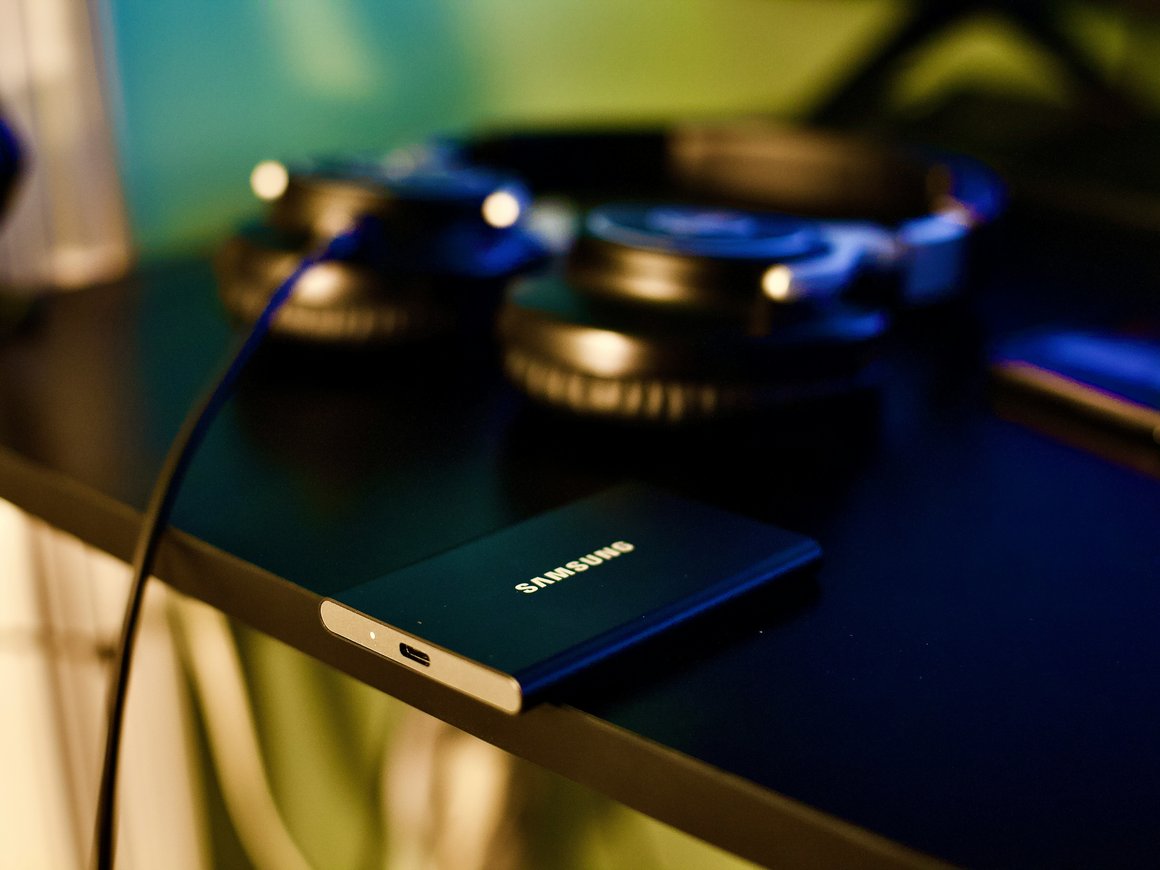 Забастовка в Samsung, рынок кинопроката РФ, прекращение выдачи виз в Шри-Ланке: главное 4 августа