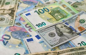 Экспортеры смогут не продавать валюту при оплате контракта на 50% рублями
