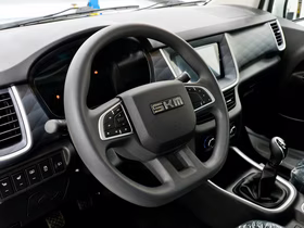 АвтоВАЗ выводит на рынок новый бренд SKM: модели М7 будут выпускаться в двух типах кузова — фургон и минивэн