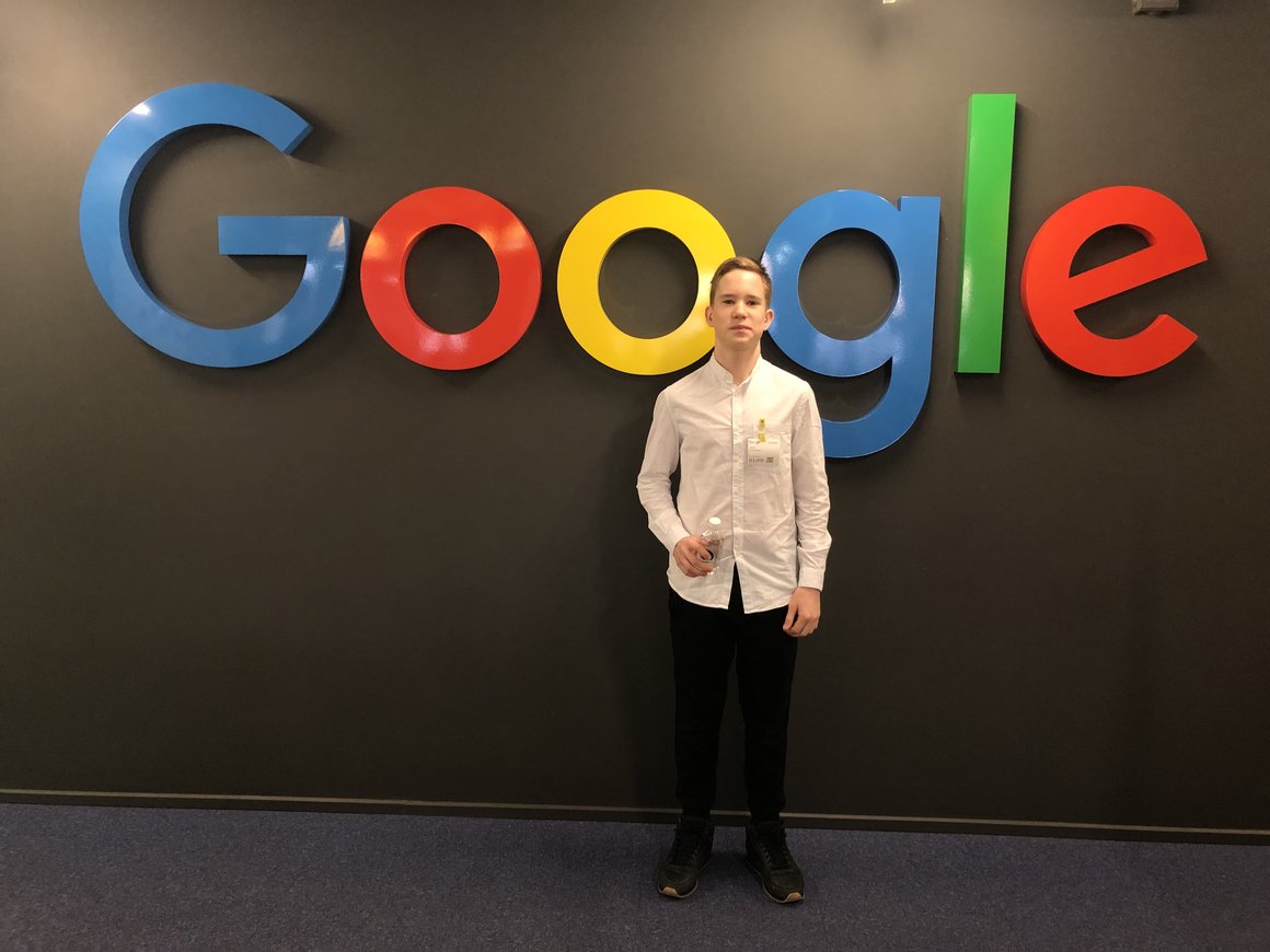 «Не люблю говорить, что занимаюсь бизнесом». История школьника, который запустил  свое дело в 13 лет