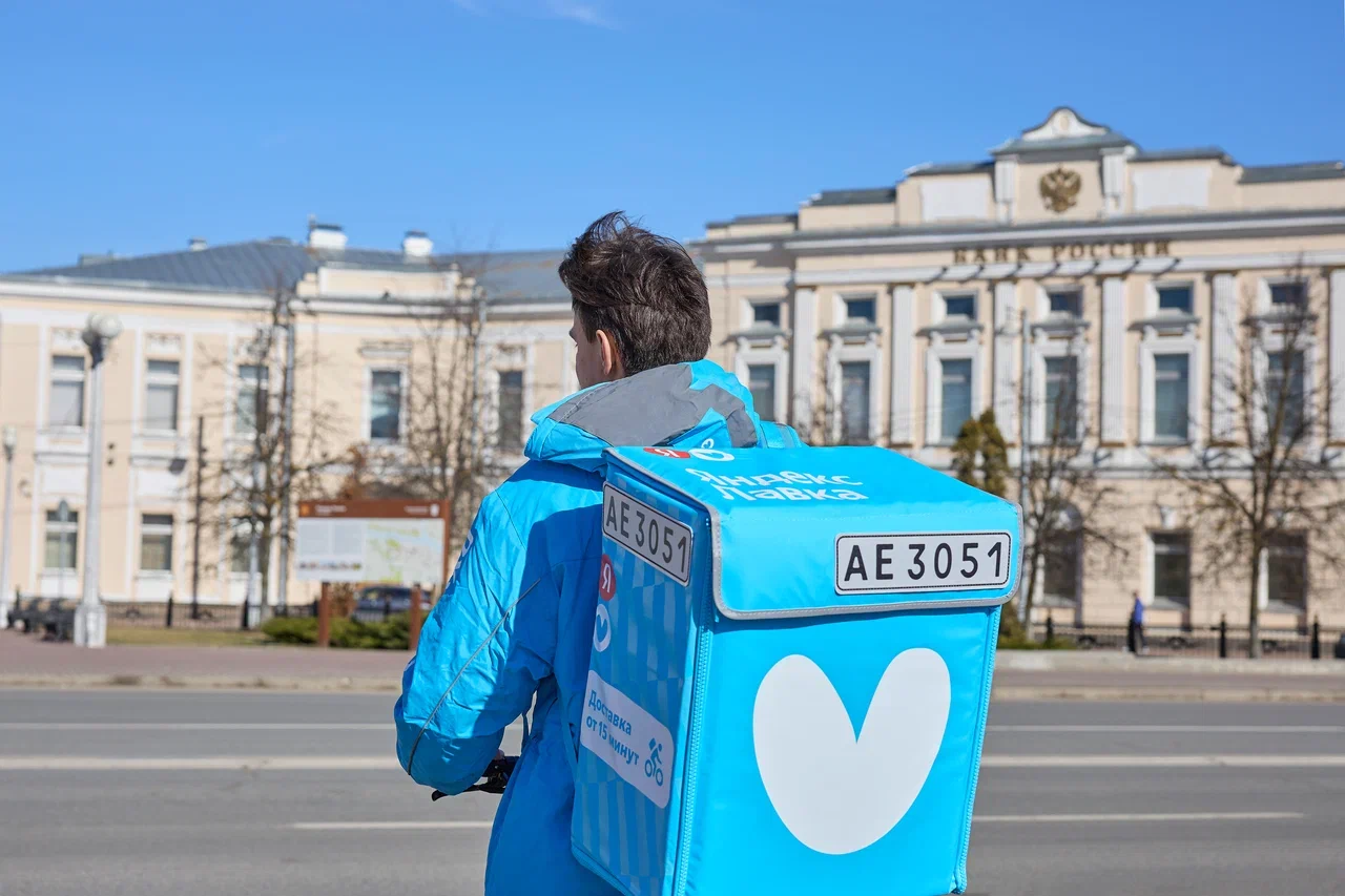 «Яндекс Лавка» заработала в Твери по франшизе