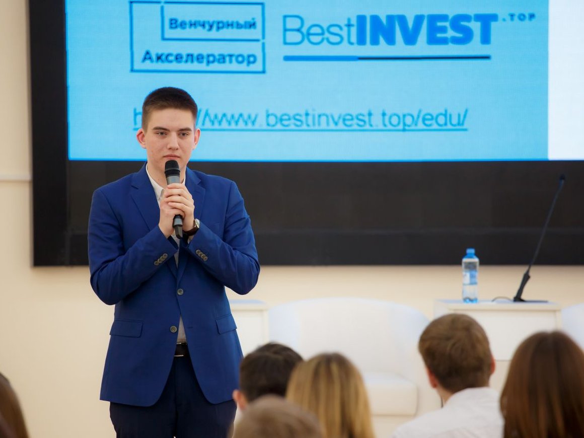 «GrapTil называли убийцей риелторов». Как школьник из Тюмени продал свой стартап крупному агентству недвижимости