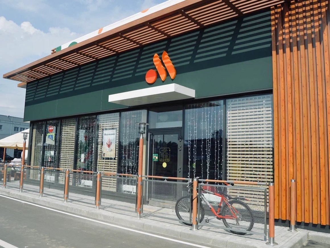 «Вкусно — и точка» возобновит формат кафе с 11 августа