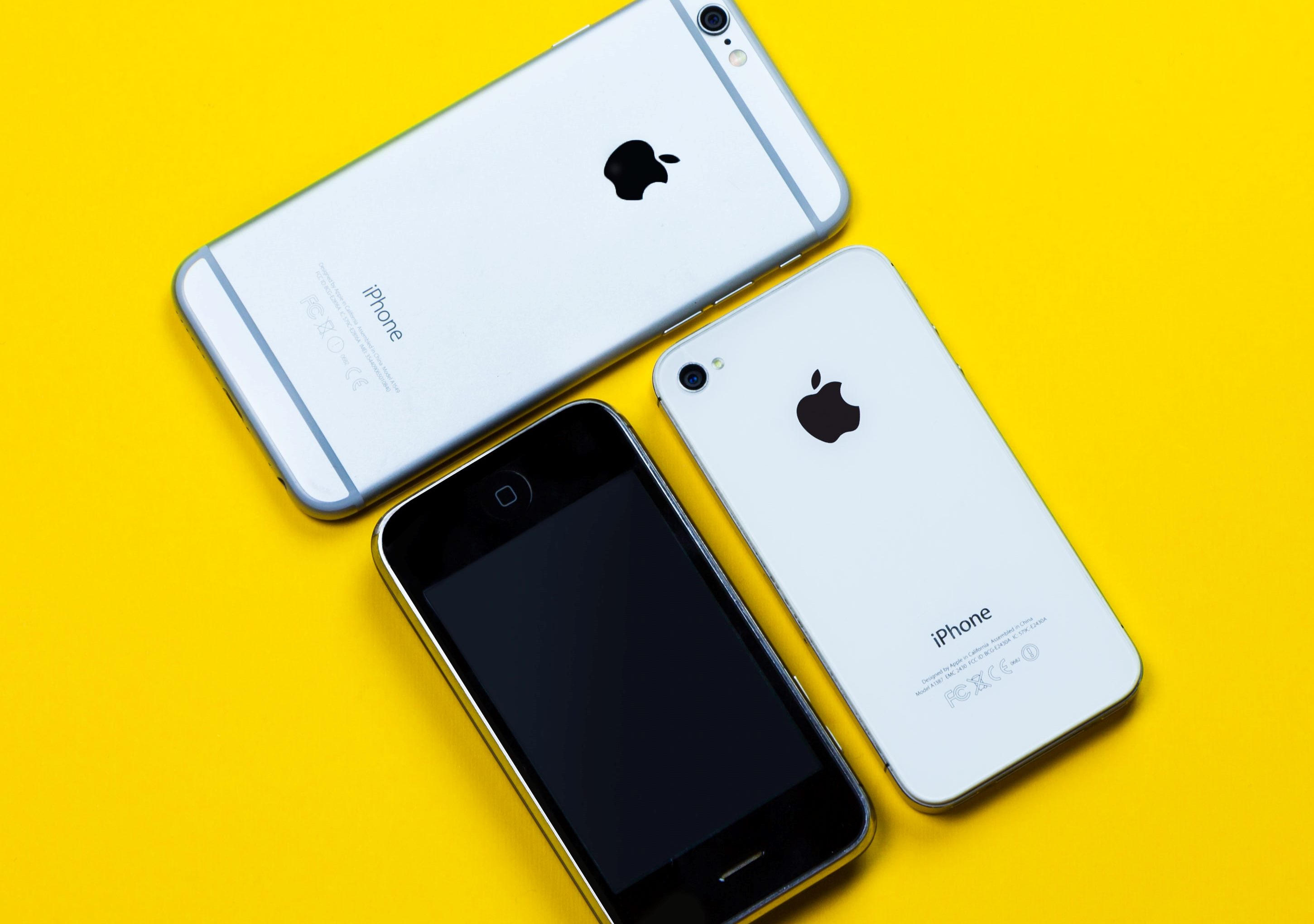 Apple выплатит $113 млн за замедление старых iPhone