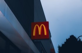 Причиной закрытия McDonald’s в Казахстане стало прекращение поставок из РФ — Reuters