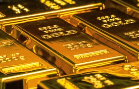 Пора инвестировать в золото? Спросили экспертов