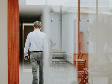 Конкурент уводит клиентов: что делать?