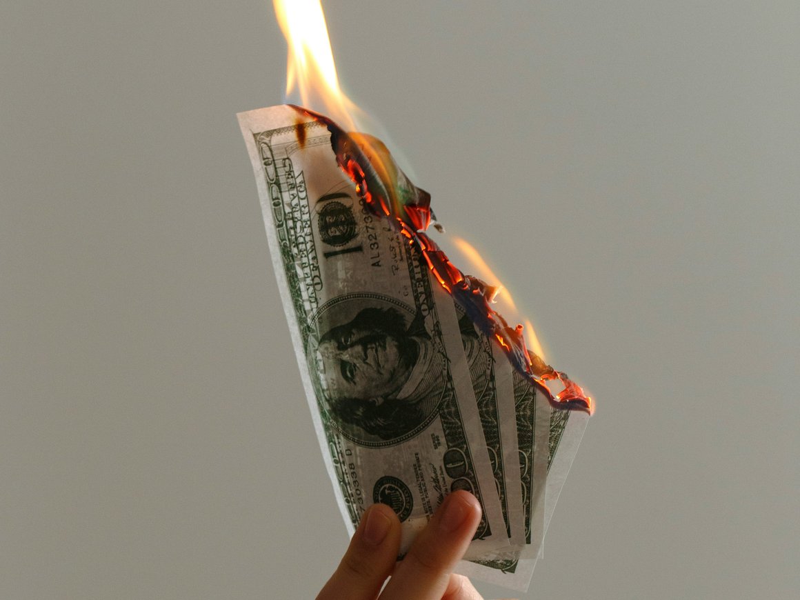 У «Киви Банка» отозвана лицензия: что делать владельцам Qiwi-кошельков и клиентам банка