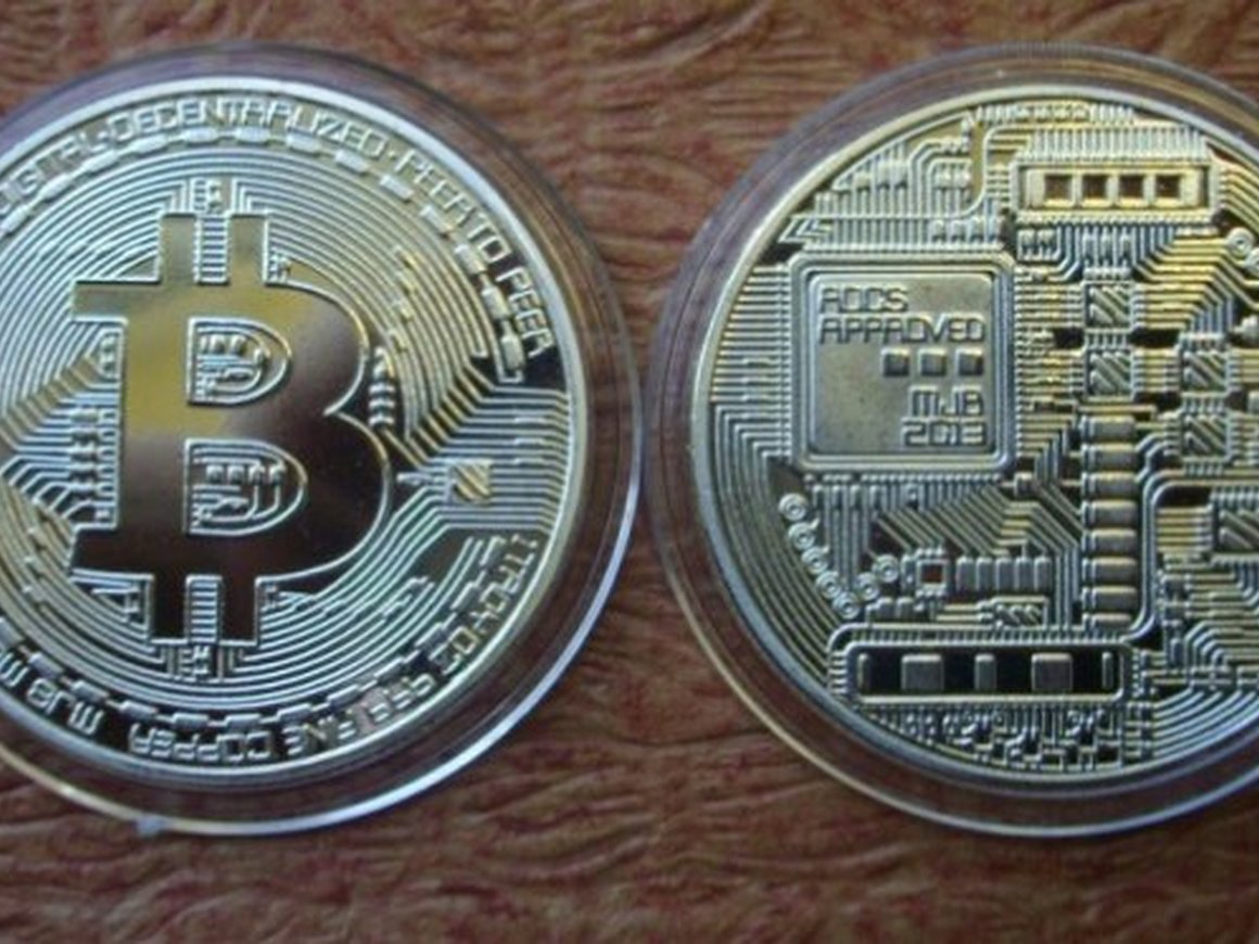 Полиция начала проверку из-за сообщений об уличной продаже «биткоинов» цыганами