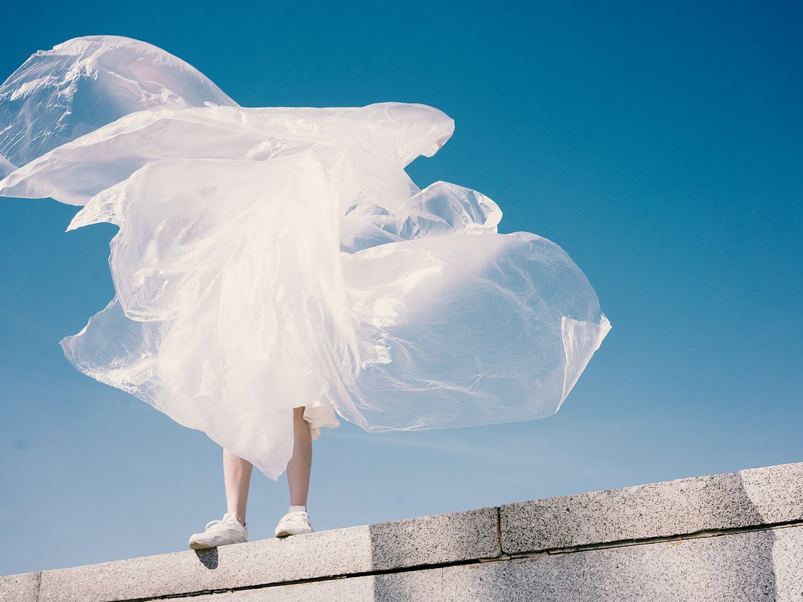 Jacquemus регистрирует товарный знак в РФ, «Ренессанс страхование» создаст НПФ: главное 17 июня