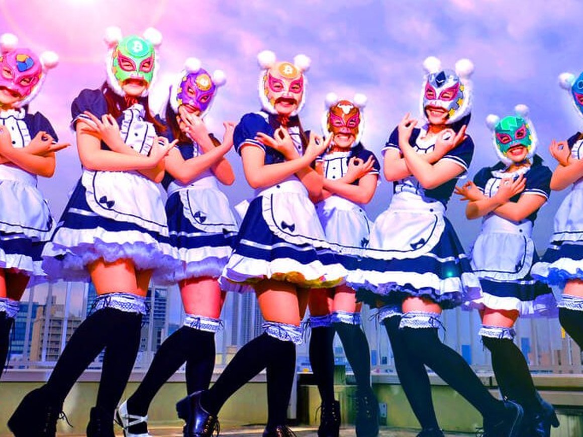 Эта японская группа поет о криптовалютах и получает гонорар в биткоинах