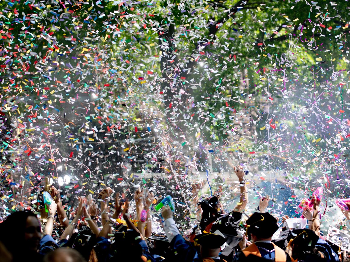 Российские школьники завоевали золото в международной олимпиаде по информатике