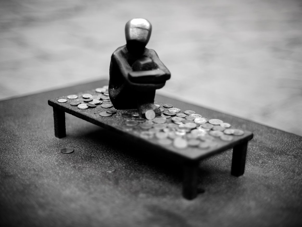 ЦБ увеличит выпуск инвестмонет, «Яндекс» решил не развивать сервис Crowd: главное 21 июня