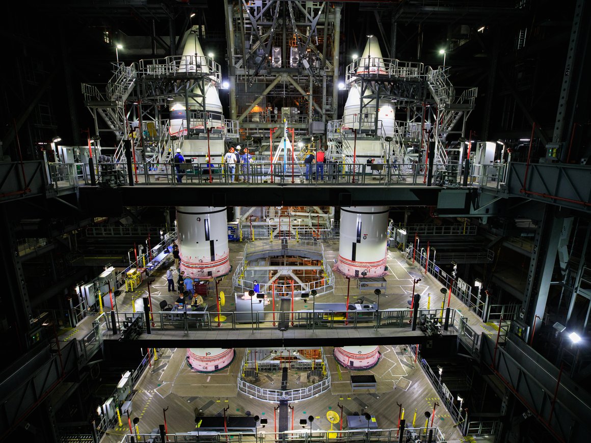 NASA представило ракету для полета людей на Луну