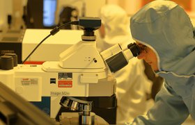 Почему создание вакцины от COVID-19 занимает так много времени?
