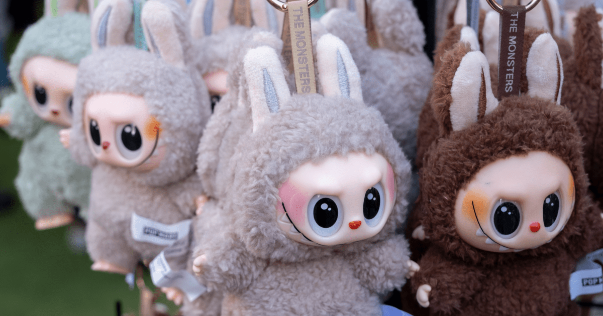 В начале 2026 года выручка производителя Labubu выросла на 80% — но спрос на товары Pop Mart продолжает падать