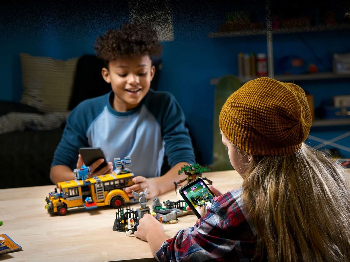 Lego выпустит конструкторы с дополненной реальностью