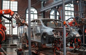 Компания Mercedes-Benz начала испытания человекоподобных роботов от Apptronik  на производстве