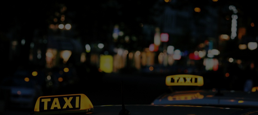 В приложении «Яндекс.Такси» появилась опция предзаказа поездки