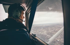 «Ъ»: власти пытаются помешать трудоустройству российских пилотов за рубежом