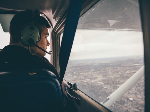 «Ъ»: власти пытаются помешать трудоустройству российских пилотов за рубежом