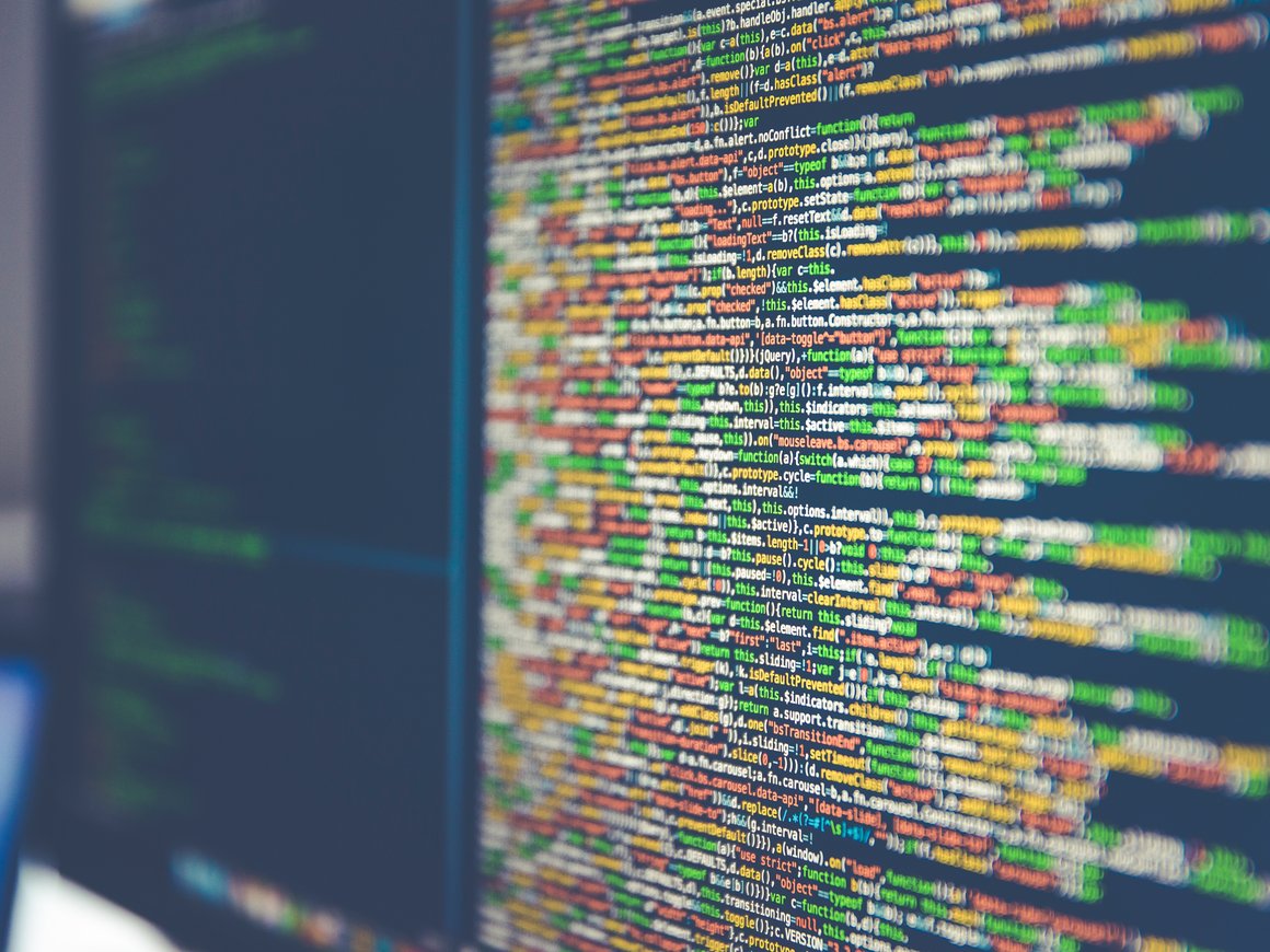 Как бизнесу выгоднее хранить свои данные?