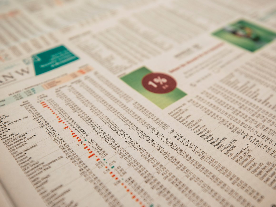 «Тинькофф Инвестиции» временно приостановили торги иностранными бумагами и евро