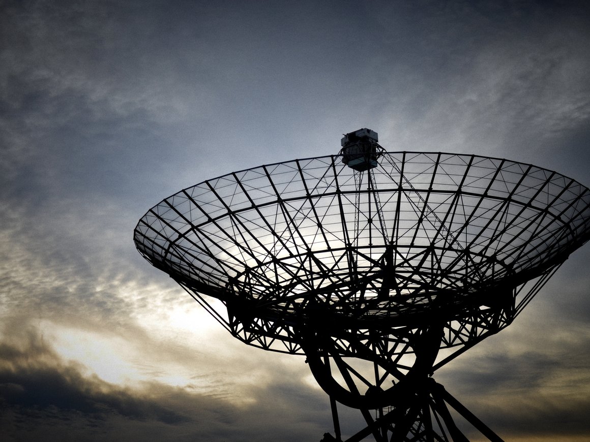 «Вымпелком» попросил власти продлить разрешение для 32 иностранных спутников