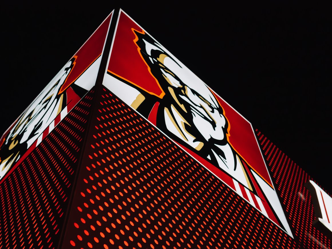 KFC выплатит $1 тысячу каждому заболевшему коронавирусом сотруднику в России