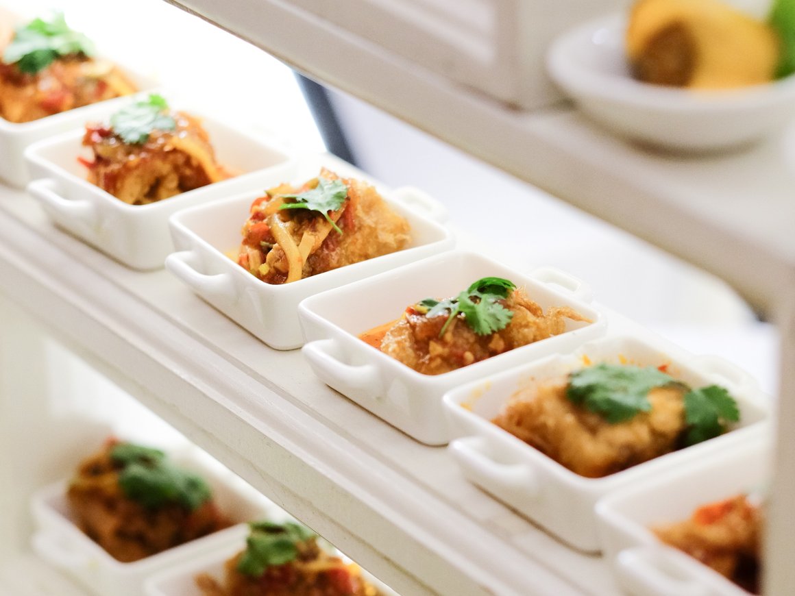 Кейтеринговые компании сообщили о трансформации бизнеса из-за COVID-19