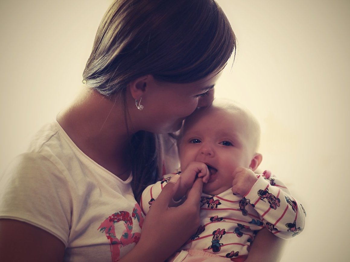 «Ростелеком» запустил медицинское приложение для мам