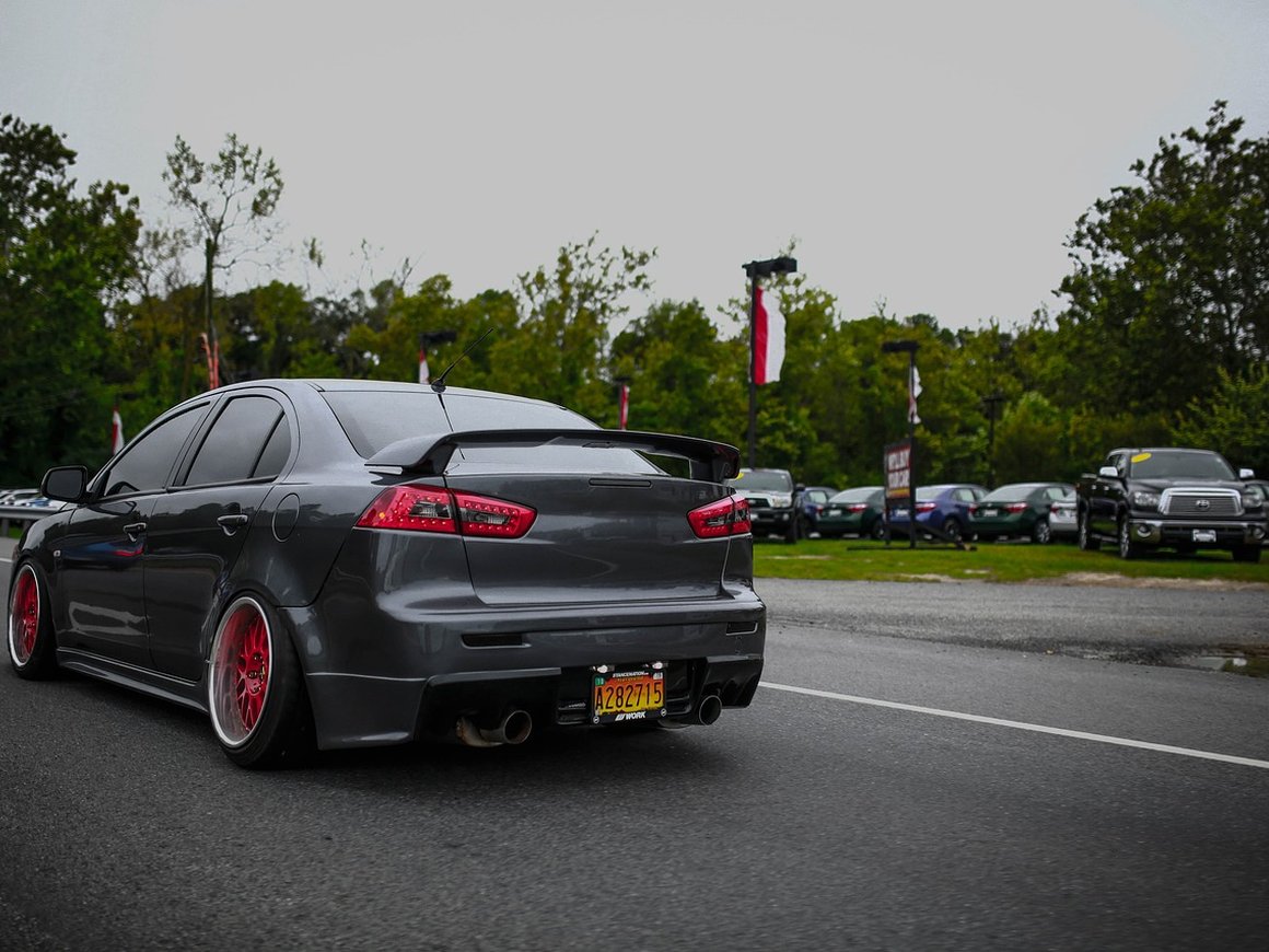 Mitsubishi окончательно попрощалась с легендарным седаном Lancer