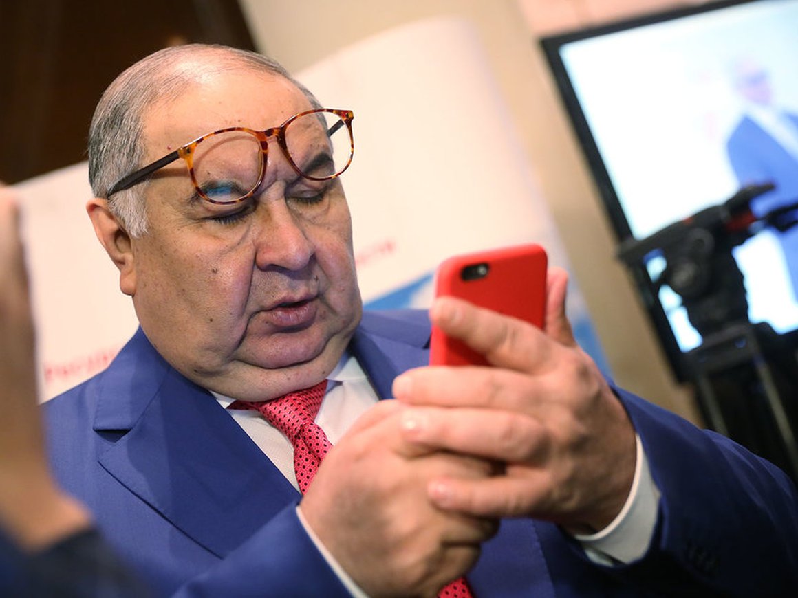 Алишер Усманов назвал еще двух победителей конкурса стартапов