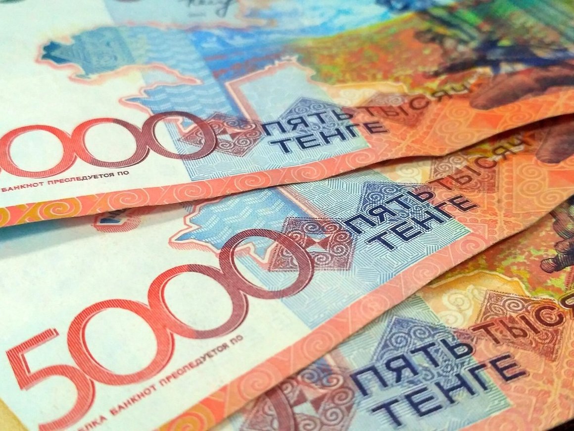 «БКС Мир инвестиций» возобновляет ввод и вывод драмов и тенге