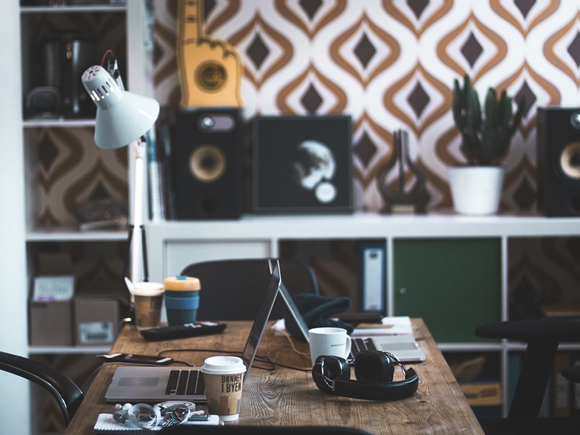 Два взгляда на один вопрос: зависит ли мотивация сотрудников от зарплаты и разных бонусов