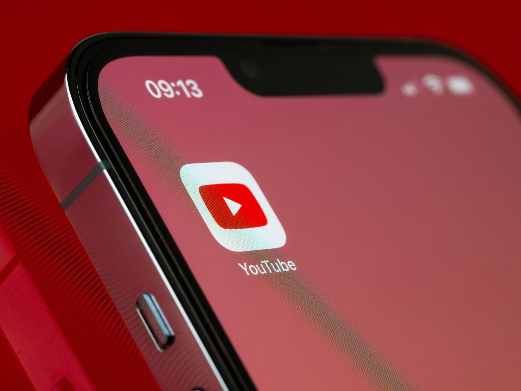 МТС запустил тариф с «легальным VPN» и безлимитом на YouTube