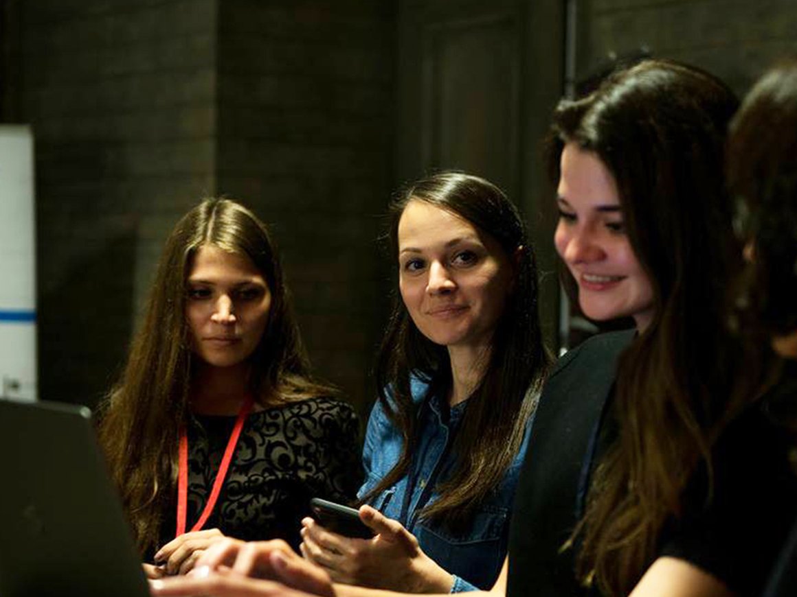 Почему на ключевые позиции нужно брать сотрудников «вслепую»