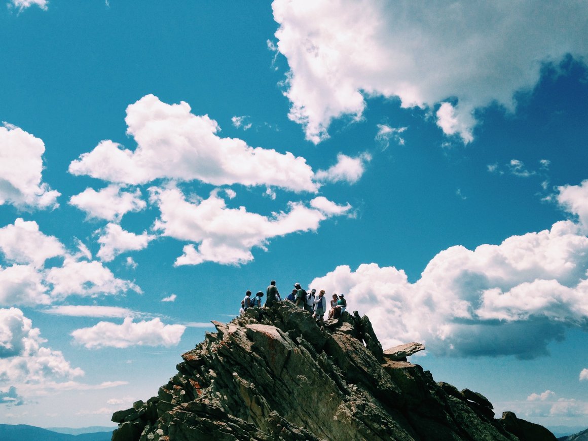 От рекрутинга до тимбилдинга: как построить команду мечты на удаленке