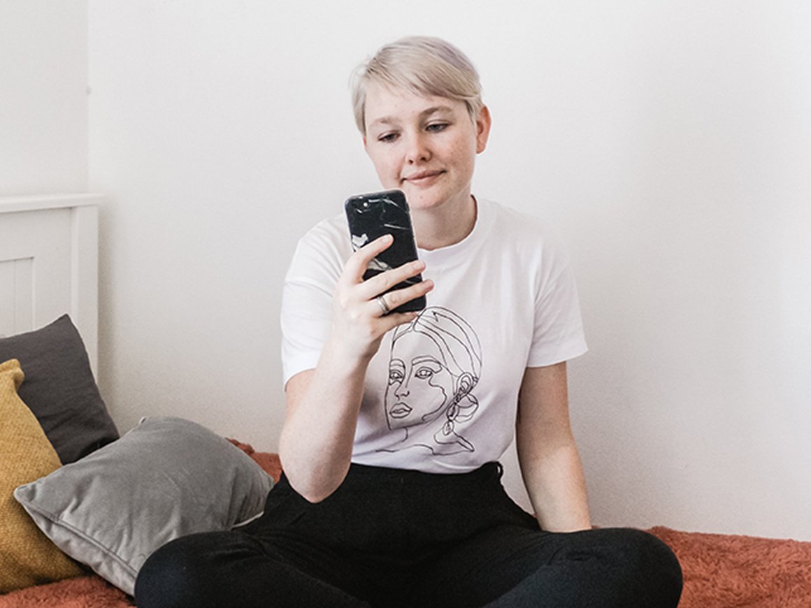 Американские подростки зарабатывают большие деньги на продаже одежды, не выходя из своей комнаты