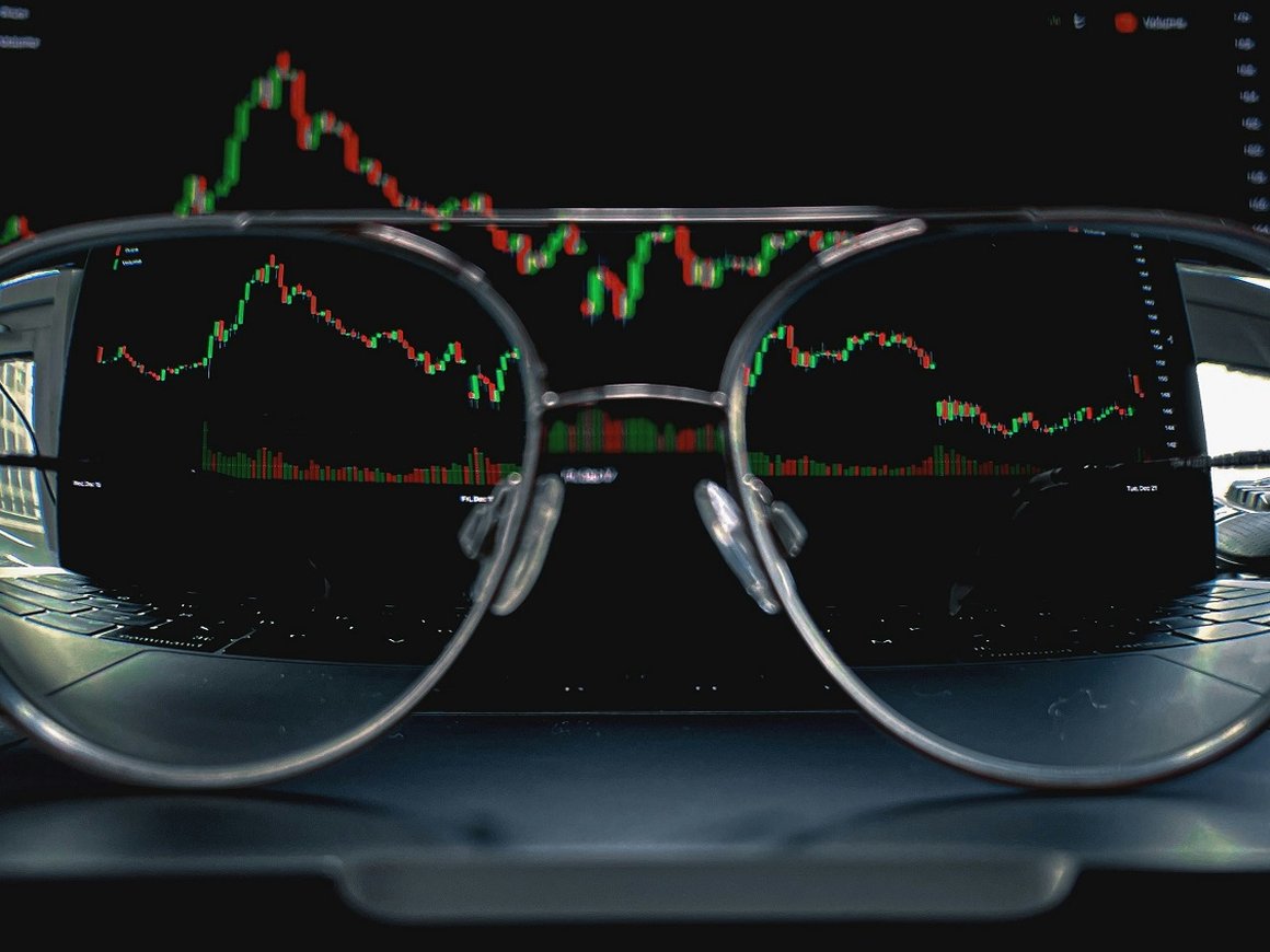 ЦБ может начать маркировку ценных бумаг эмитентов с низким уровнем раскрытия информации