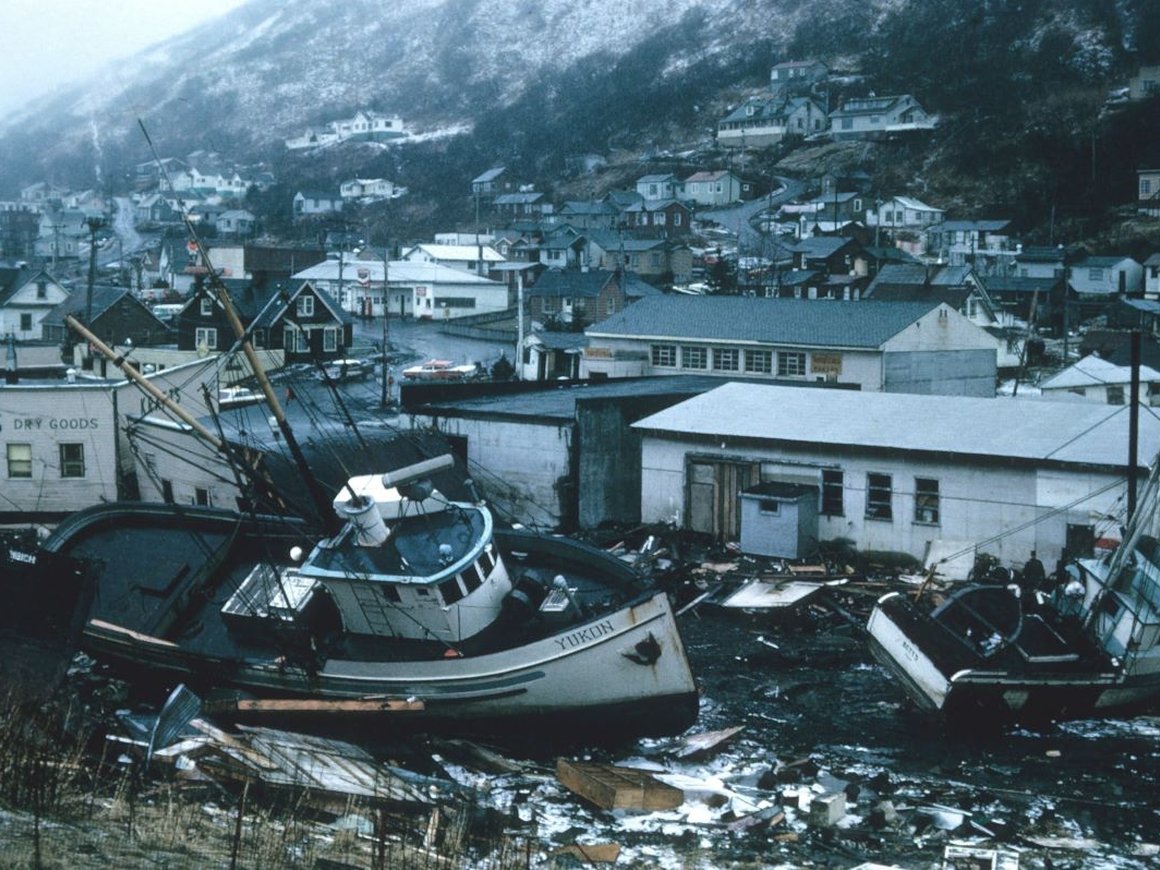 Ущерб от природных катаклизмов составил $2 трлн за 10 лет — сильнее всего пострадали США